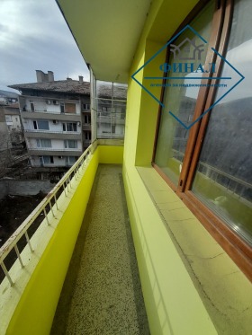 Продажба на многостайни апартаменти в град Шумен - изображение 5 