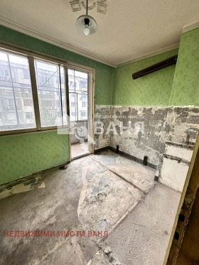 Обява Продава 3-СТАЕН,гр. Карлово, област Пловдив>