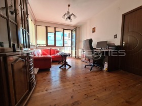 Продава етаж от къща град Пловдив Мараша - [1] 