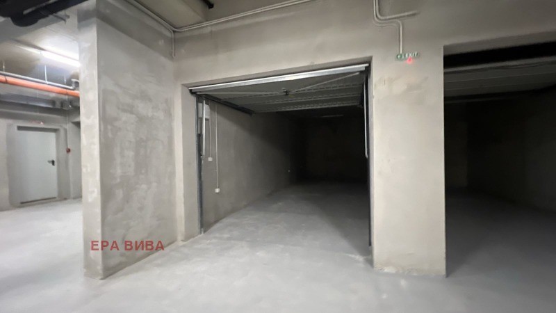 Продава ГАРАЖ, ПАРКОМЯСТО, град Варна, Чайка • 87000 € / 170157.21 лв. • 44170580 1 — Holmes.bg Продава ГАРАЖ, ПАРКОМЯСТО, град Варна, Чайка • 87000 € / 170157.21 лв. • 44170580 1