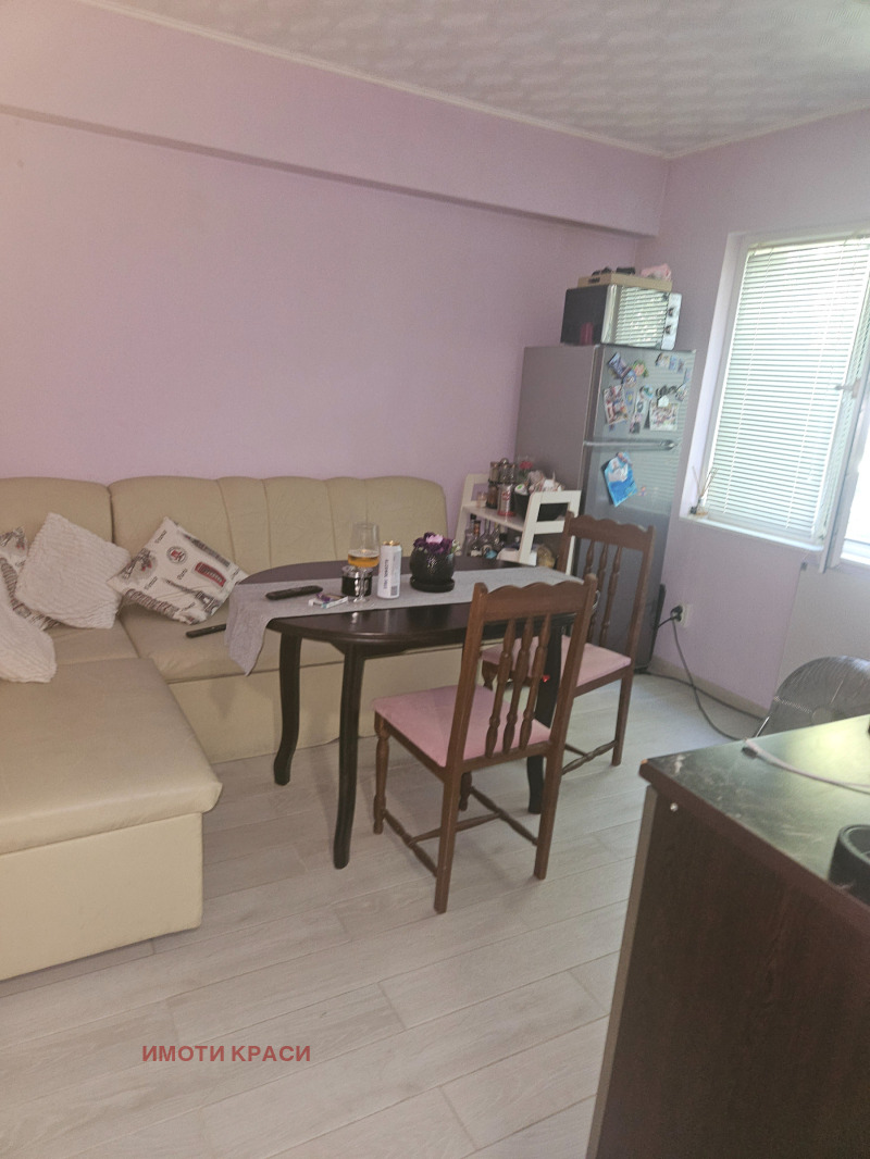 Продава 1-СТАЕН, град Русе, Здравец Изток • 59900 € • 34728710 1 — Holmes.bg Продава 1-СТАЕН, град Русе, Здравец Изток • 59900 € • 34728710 1