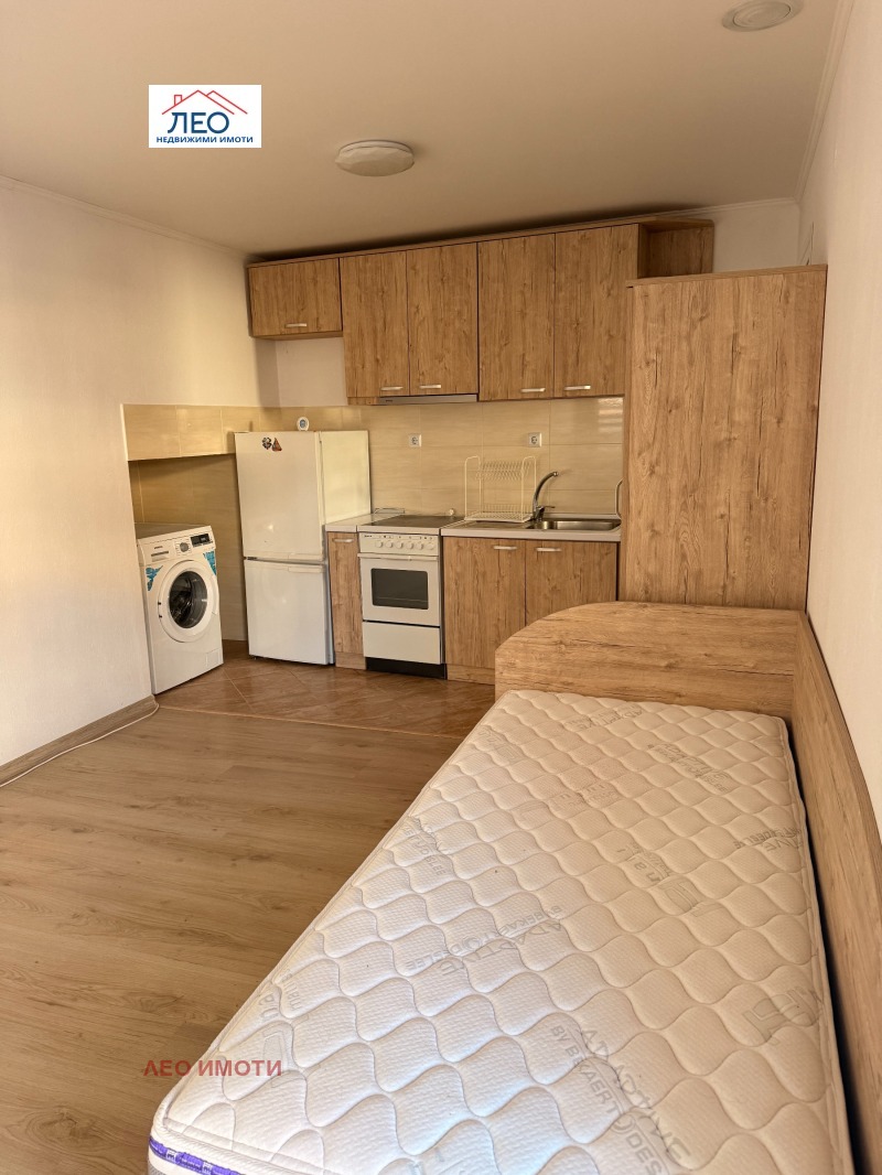 Продава КЪЩА, област Габрово, гр. Севлиево • 225000 € / 440061.75 лв. • 88173027 1 — Holmes.bg Продава КЪЩА, област Габрово, гр. Севлиево • 225000 € / 440061.75 лв. • 88173027 1
