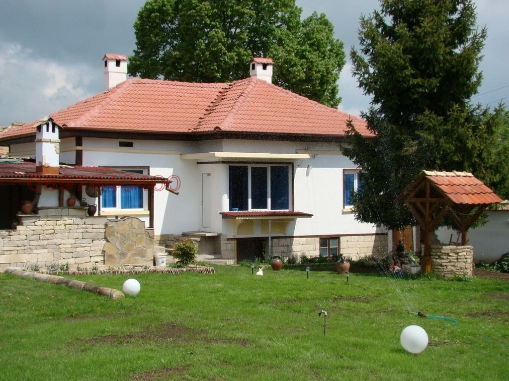 Продава Къща област Търговище , с. Ломци , 100 кв.м | 27108826 — Imoti.com Продава Къща област Търговище , с. Ломци , 100 кв.м | 27108826