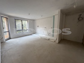 Обява Продава 3-СТАЕН,град Варна, Лятно кино Тракия