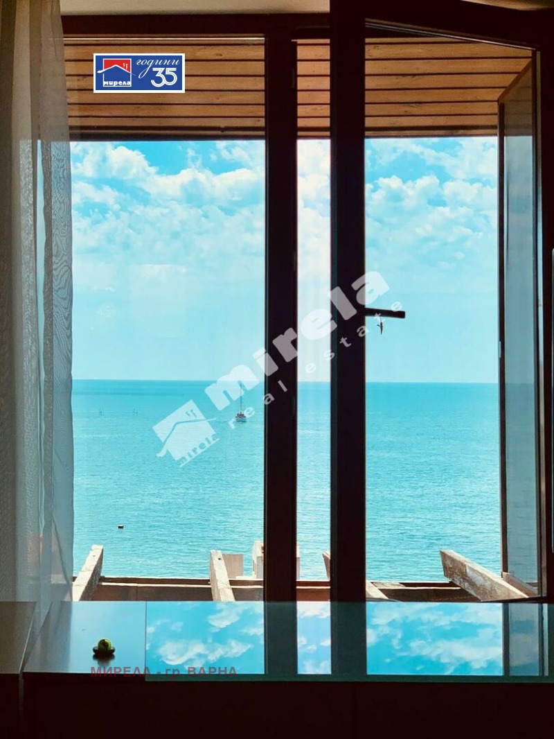 Продава 3-СТАЕН, област Добрич, с. Топола • 142000 € • 37546221 1 — Holmes.bg Продава 3-СТАЕН, област Добрич, с. Топола • 142000 € • 37546221 1