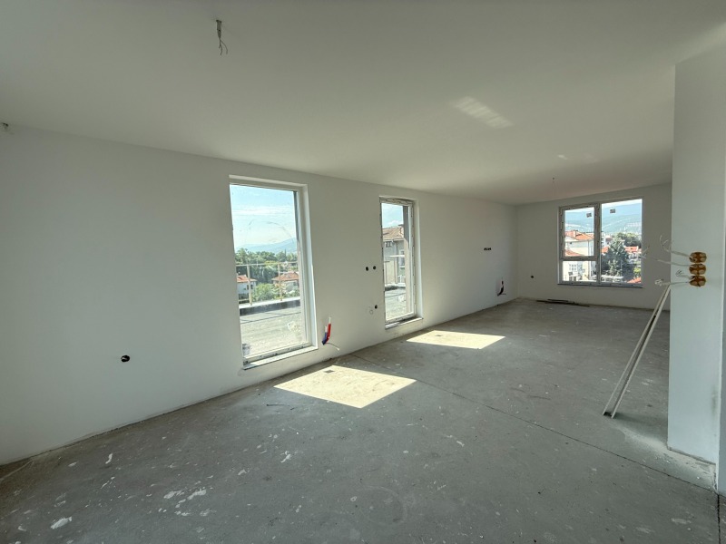 Продава 3-СТАЕН, град Пловдив, Коматево • 161789 € / 316431.78 лв. • 38131798 1 — Holmes.bg Продава 3-СТАЕН, град Пловдив, Коматево • 161789 € / 316431.78 лв. • 38131798 1