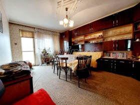 Продажба на етажи от къща в град Варна - изображение 4 