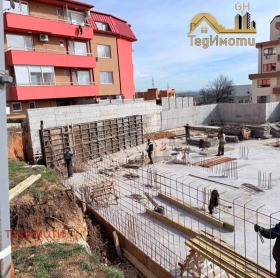 3-СТАЕН, 152 m2 - Holmes.bg 3-СТАЕН, 152 m2