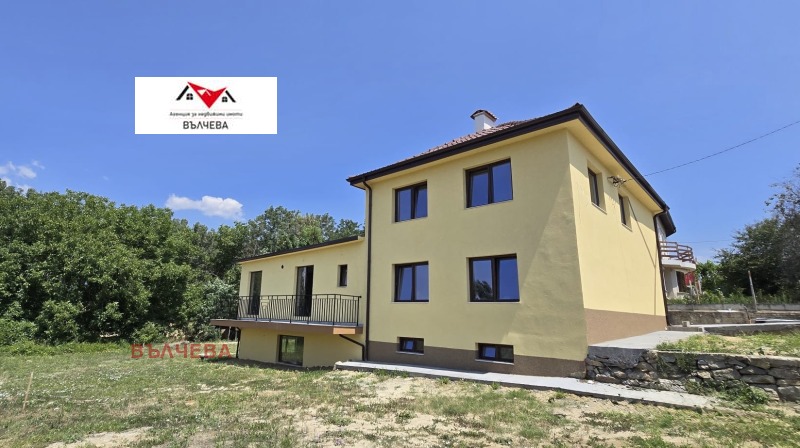 Продава КЪЩА, област Пловдив, гр. Хисаря • 360000 € / 704098.80 лв. • 82766673 1 — Holmes.bg Продава КЪЩА, област Пловдив, гр. Хисаря • 360000 € / 704098.80 лв. • 82766673 1