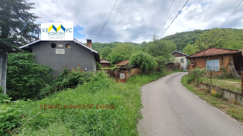 Продава КЪЩА, област Ловеч, гр. Троян • 52000 € • 91224183 1 — Holmes.bg Продава КЪЩА, област Ловеч, гр. Троян • 52000 € • 91224183 1