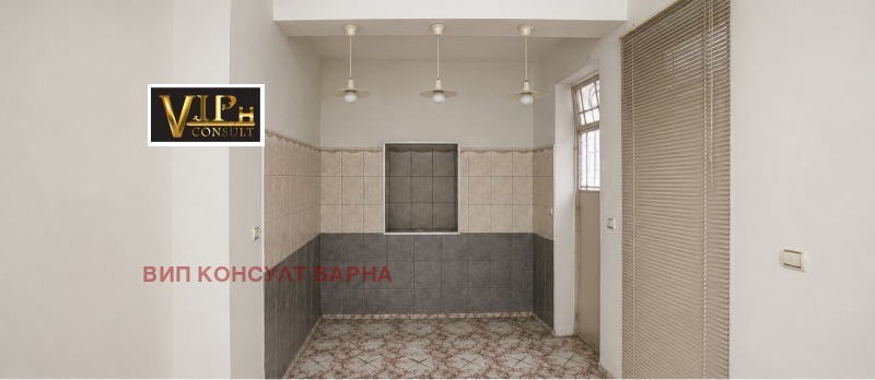 Продава МАГАЗИН, град Варна, Колхозен пазар • 135000 € / 264037.05 лв. • 51714720 1 — Holmes.bg Продава МАГАЗИН, град Варна, Колхозен пазар • 135000 € / 264037.05 лв. • 51714720 1