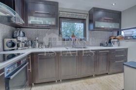 Обява Продава КЪЩА,град София, м-т Детски град>