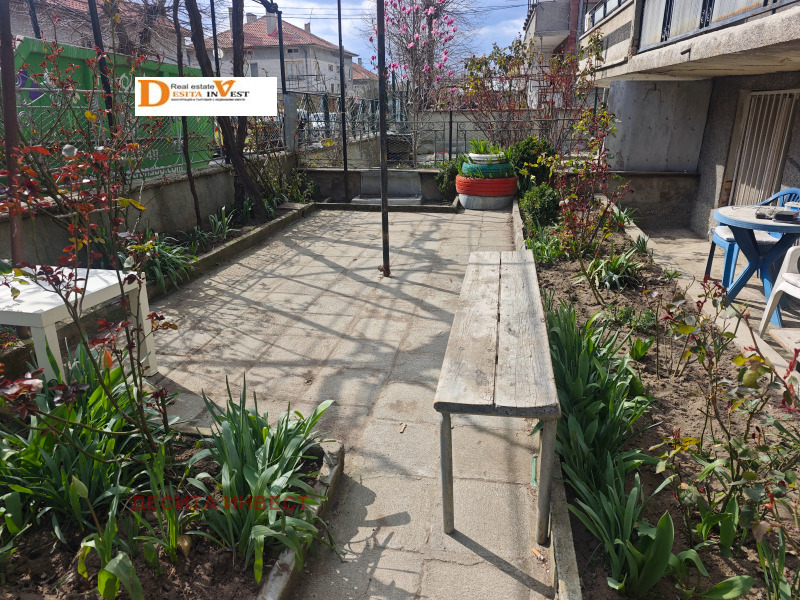 Продава КЪЩА, област Варна, гр. Аксаково • 325000 € / 635644.75 лв. • 45282832 1 — Holmes.bg Продава КЪЩА, област Варна, гр. Аксаково • 325000 € / 635644.75 лв. • 45282832 1