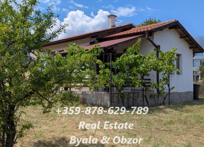 Продава КЪЩА, област Варна, гр. Бяла • 152500 € / 298264.08 лв. • 84371244 1 — Holmes.bg Продава КЪЩА, област Варна, гр. Бяла • 152500 € / 298264.08 лв. • 84371244 1