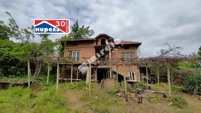 Продава  Къща, област Велико Търново, с. Вишовград • 17 000 EUR • ID 69946261 — holmes.bg - [1] 