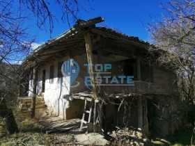 Продажба на имоти в с. Къпиново, област Велико Търново - изображение 5 