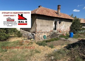 Продава Къща, с. Дворище