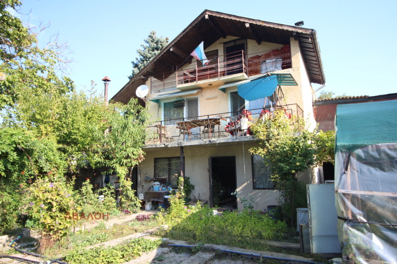 Продава КЪЩА, област Русе, гр. Мартен • 135000 € • 52967898 1 — Holmes.bg Продава КЪЩА, област Русе, гр. Мартен • 135000 € • 52967898 1