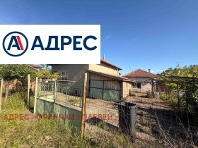 Продава Къща, с. Горни Дъбник
