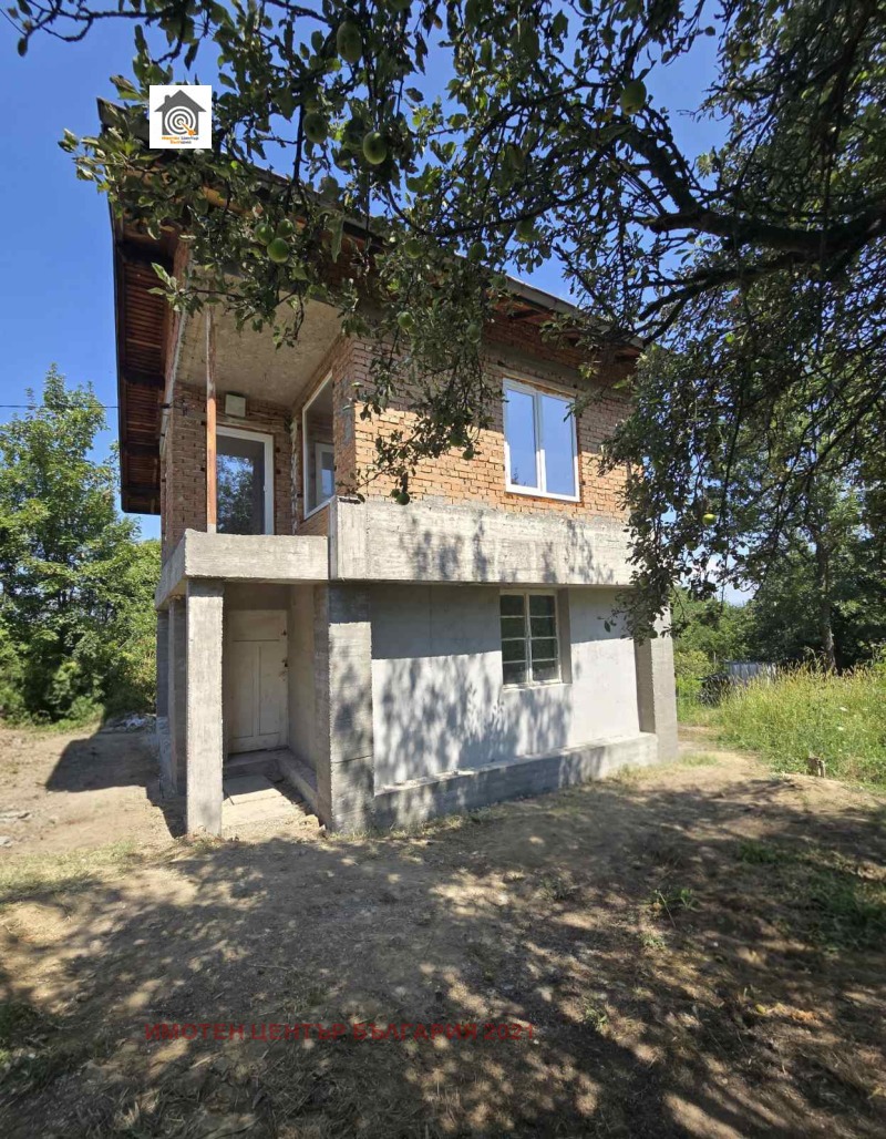 Продава КЪЩА, област София, с. Нови хан • 165000 € • 46356100 1 — Holmes.bg Продава КЪЩА, област София, с. Нови хан • 165000 € • 46356100 1