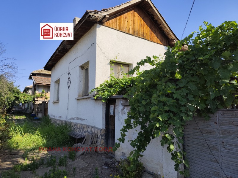 Продава КЪЩА, област Плевен, с. Горни Дъбник • 26500 € • 15958474 1 — Holmes.bg Продава КЪЩА, област Плевен, с. Горни Дъбник • 26500 € • 15958474 1