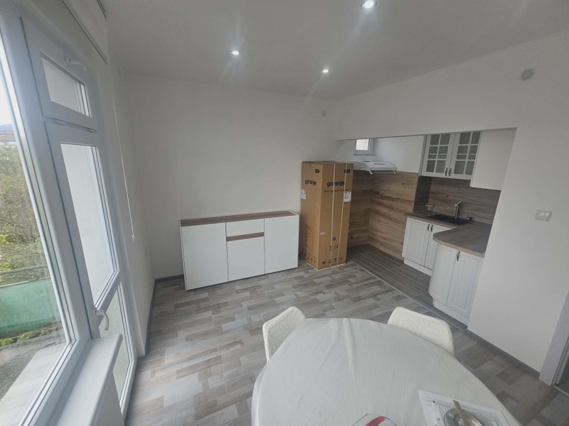 Продава ЕТАЖ ОТ КЪЩА, град Кърджали, Студен кладенец • 115000 € / 224920.45 лв. • 86581635 1 — Holmes.bg Продава ЕТАЖ ОТ КЪЩА, град Кърджали, Студен кладенец • 115000 € / 224920.45 лв. • 86581635 1