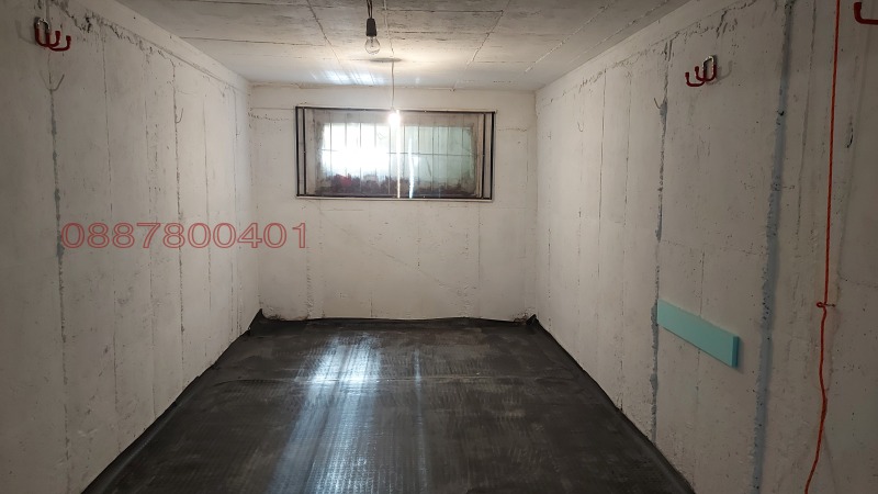 Продава ГАРАЖ, ПАРКОМЯСТО, град София, Зона Б-5 • 55000 € / 107570.65 лв. • 48603370 1 — Holmes.bg Продава ГАРАЖ, ПАРКОМЯСТО, град София, Зона Б-5 • 55000 € / 107570.65 лв. • 48603370 1