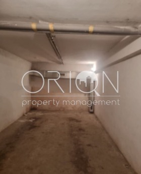 ГАРАЖ, ПАРКОМЯСТО, 23 m2 - Holmes.bg ГАРАЖ, ПАРКОМЯСТО, 23 m2