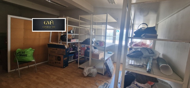 Продава СКЛАД, град Плевен, Дружба 1 • 180000 € / 352049.40 лв. • 83931067 1 — Holmes.bg Продава СКЛАД, град Плевен, Дружба 1 • 180000 € / 352049.40 лв. • 83931067 1