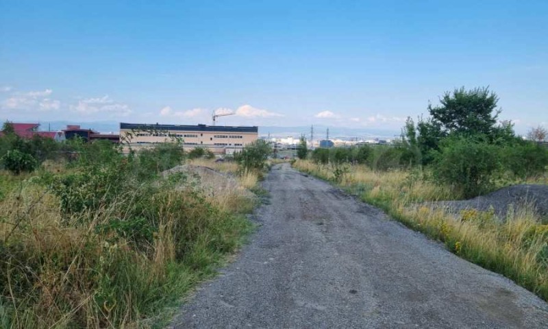 Продава ПАРЦЕЛ, град София, Драгалевци • 1000000 € / 1955830.00 лв. • 94701986 1 — Holmes.bg Продава ПАРЦЕЛ, град София, Драгалевци • 1000000 € / 1955830.00 лв. • 94701986 1