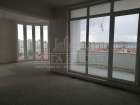 3-СТАЕН, 112 m2 - Holmes.bg 3-СТАЕН, 112 m2