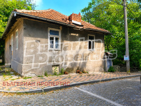 ПАРЦЕЛ, 792 m2 - Holmes.bg ПАРЦЕЛ, 792 m2