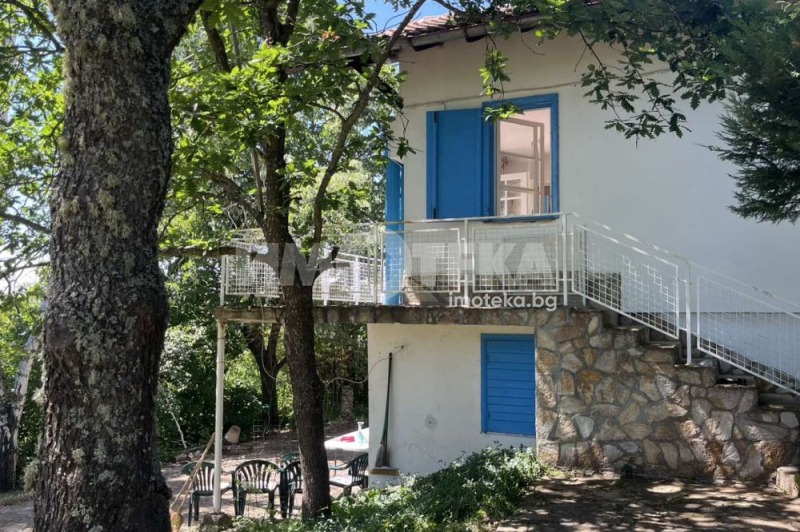 Продава КЪЩА, област София, с. Дреново • 125000 € / 244478.75 лв. • 72430933 1 — Holmes.bg Продава КЪЩА, област София, с. Дреново • 125000 € / 244478.75 лв. • 72430933 1