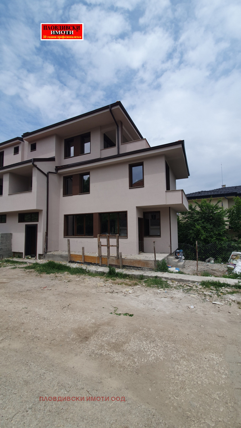 Продава  Къща, област Пловдив, с. Марково •  200 000 EUR • ID 23295290 — holmes.bg - [1] 