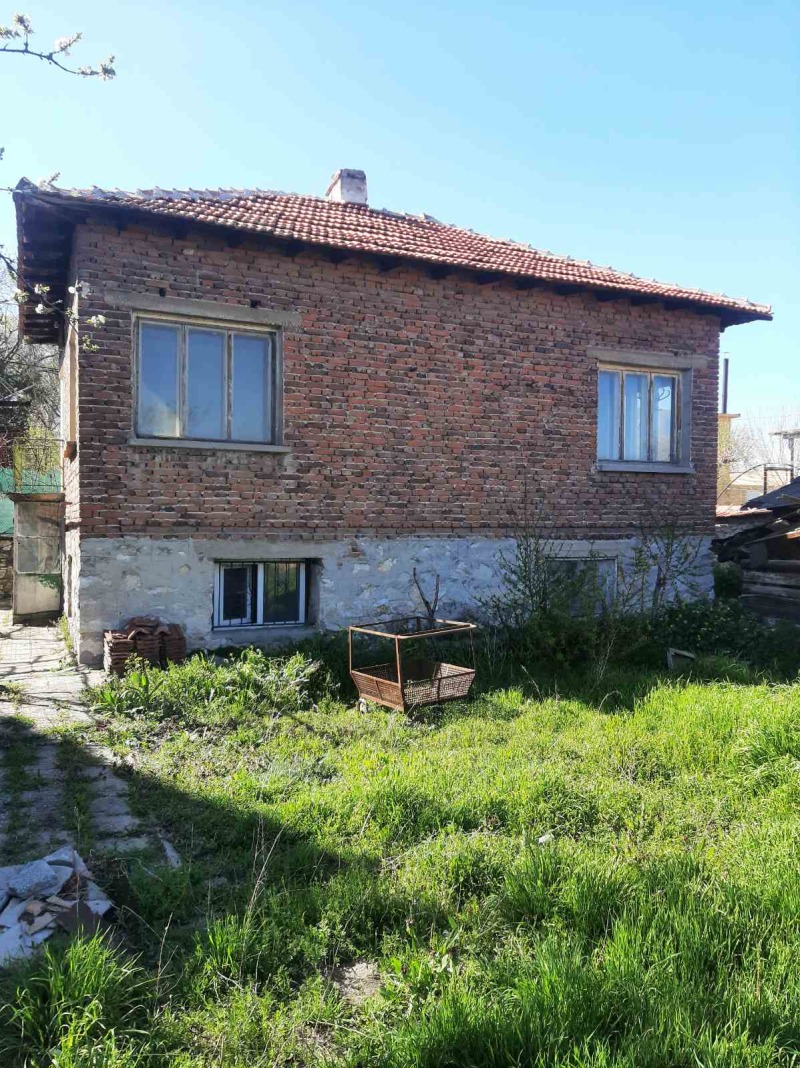 Продава  Къща, област Пловдив, с. Ново село • 79 000 EUR • ID 80438502 — holmes.bg - [1] 