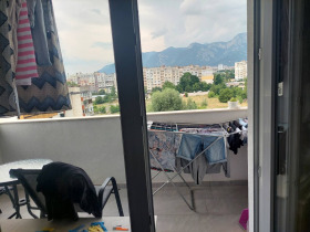 Продажба на тристайни апартаменти в град Враца - изображение 5 