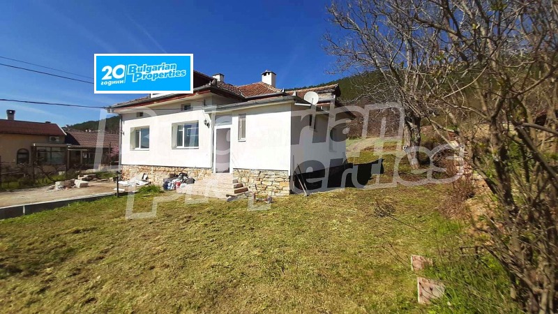 Продава  Къща, област Велико Търново, с. Присово •  195 000 EUR • ID 33007352 — holmes.bg - [1] 