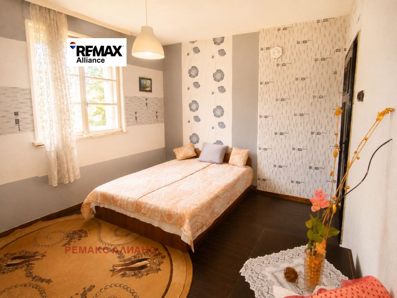 Продава 3-СТАЕН, град Перник, Могиличе • 78000 € / 152554.74 лв. • 35864106 1 — Holmes.bg Продава 3-СТАЕН, град Перник, Могиличе • 78000 € / 152554.74 лв. • 35864106 1