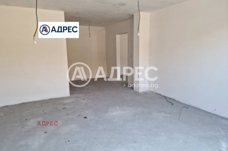 Продава ГАРАЖ, ПАРКОМЯСТО, град Варна, Трошево • 96000 € • 73036940 1 — Holmes.bg Продава ГАРАЖ, ПАРКОМЯСТО, град Варна, Трошево • 96000 € • 73036940 1