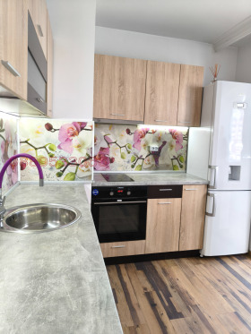 3-СТАЕН, 85 m2 - Holmes.bg 3-СТАЕН, 85 m2