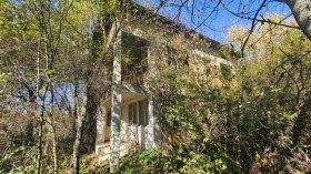 Обява Продава КЪЩА,гр. Априлци, област Ловеч