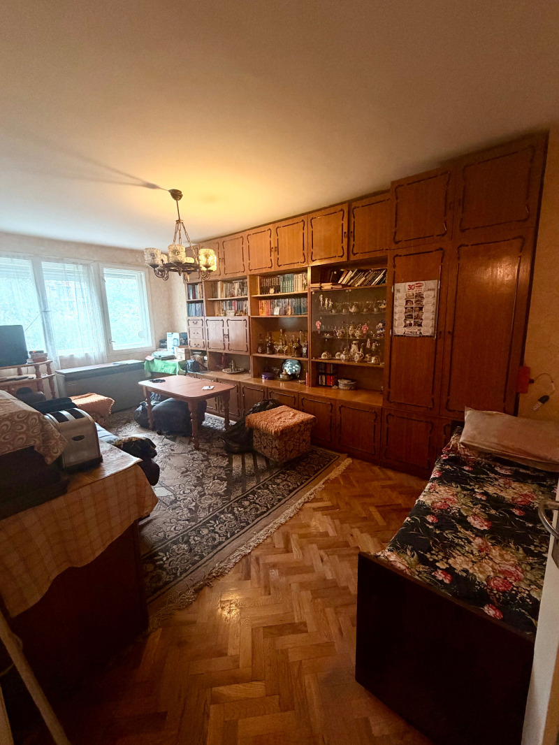 Продава 4-СТАЕН, град Варна, Спортна зала • 360000 € • 51211663 1 — Holmes.bg Продава 4-СТАЕН, град Варна, Спортна зала • 360000 € • 51211663 1
