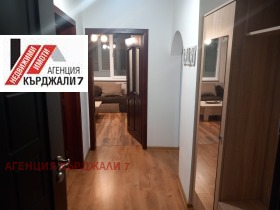 Обява Продава 3-СТАЕН,град Кърджали, Център