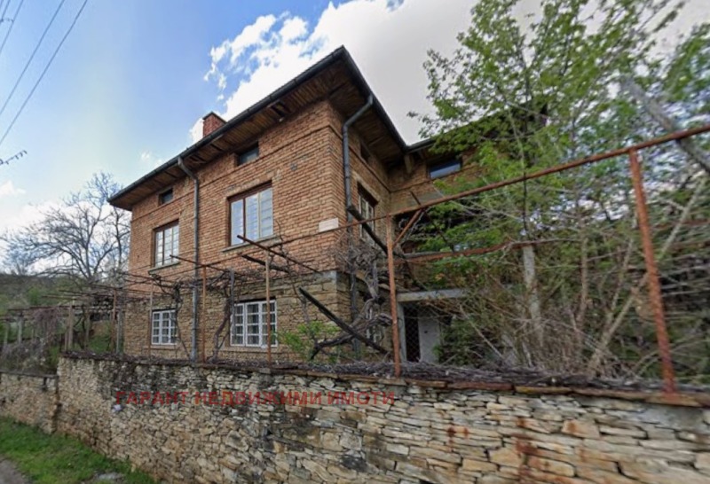 Продава КЪЩА, област Габрово, с. Междени • 46000 € • 91063209 1 — Holmes.bg Продава КЪЩА, област Габрово, с. Междени • 46000 € • 91063209 1