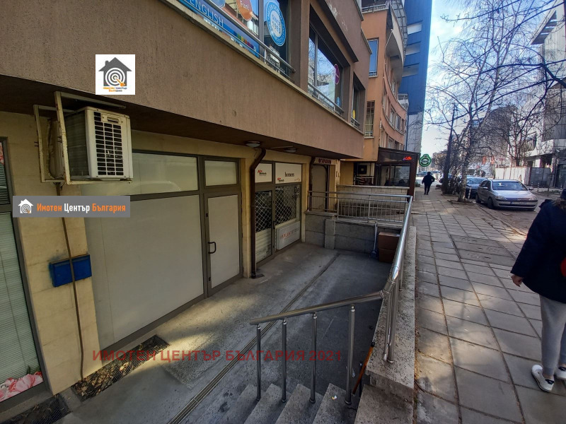 Продава МАГАЗИН, град София, Зона Б-18 • 120000 € / 234699.60 лв. • 22892133 1 — Holmes.bg Продава МАГАЗИН, град София, Зона Б-18 • 120000 € / 234699.60 лв. • 22892133 1