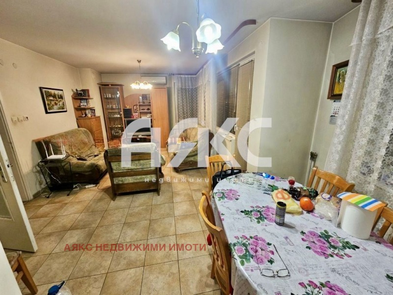 Продава 3-СТАЕН, град София, Овча купел • 295000 € / 576969.85 лв. • 31912026 1 — Holmes.bg Продава 3-СТАЕН, град София, Овча купел • 295000 € / 576969.85 лв. • 31912026 1