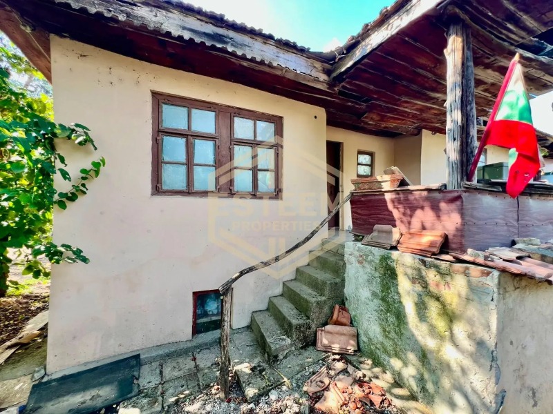 Продава КЪЩА, област Русе, с. Ценово • 13500 € • 98221245 1 — Holmes.bg Продава КЪЩА, област Русе, с. Ценово • 13500 € • 98221245 1