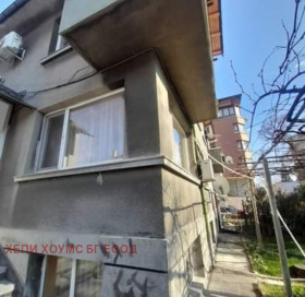 Продажба на етажи от къща в град Варна - изображение 10 