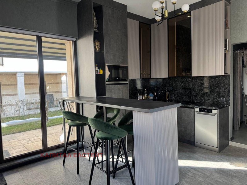 Продава КЪЩА, област Бургас, гр. Поморие • 250000 € / 488957.50 лв. • 60051701 1 — Holmes.bg Продава КЪЩА, област Бургас, гр. Поморие • 250000 € / 488957.50 лв. • 60051701 1