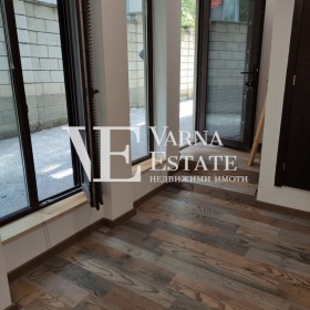 ОФИС, 18 m2 - Holmes.bg ОФИС, 18 m2